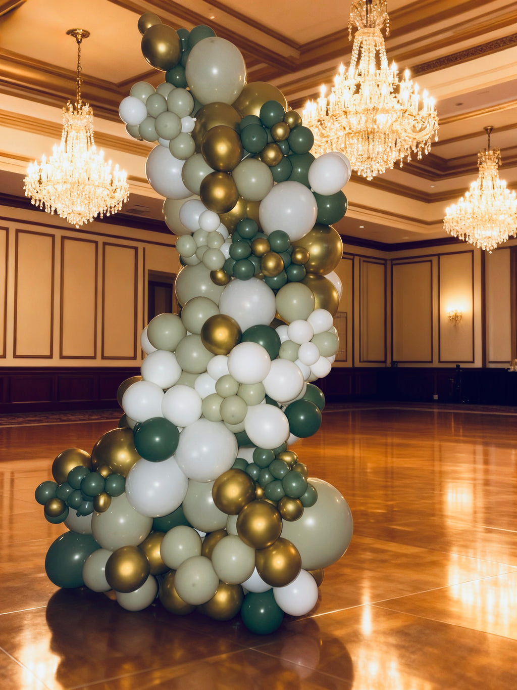 Elegant Garland Rental